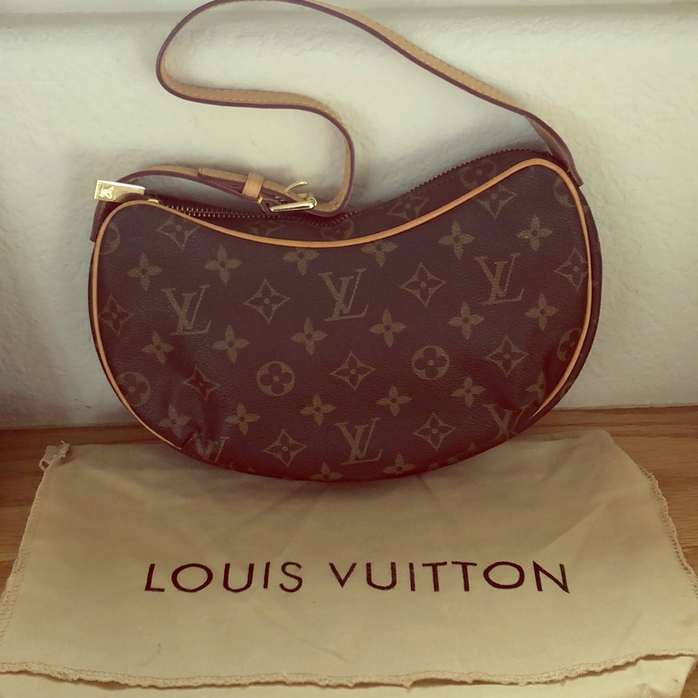 Authentic Vintage Louis Vuitton crescent bag